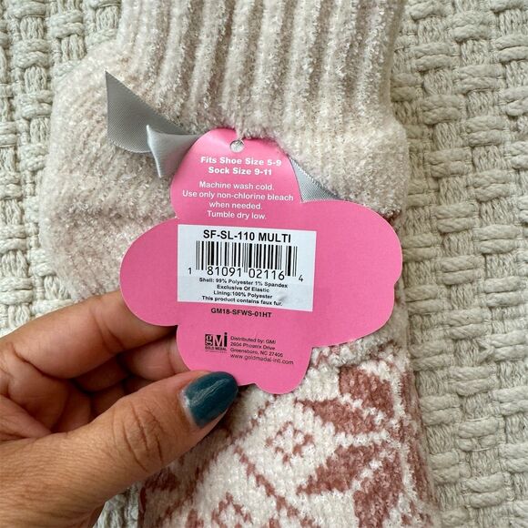 Women's Chenille Sherpa Booties Snowflake Slippers 2-Pack - Picture 5 of 5